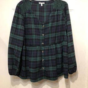 Maurices Green and Navy Flannel Top